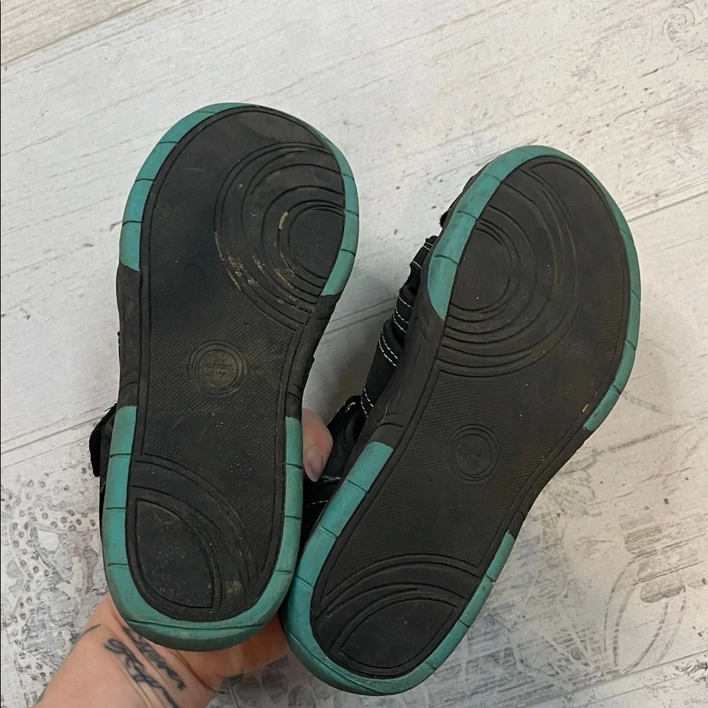 Wonder Nation Boys Sandals Size 13